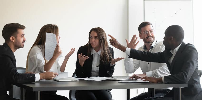 10 Signs of a Toxic Workplace and How to Handle Issues