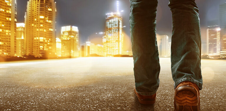 How to Handle "Walk Me Through Your Resume" In an Interview | Job-Hunt